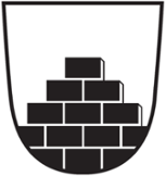 Wappen der Gemeinde Fürstenstein; In Silber ein schwarzer Stufengiebel.